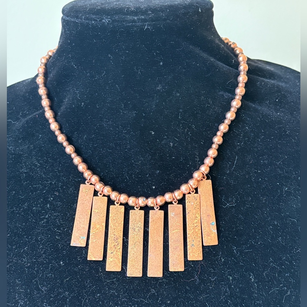 Elegant Copper Necklace - Picture 2 of 4
